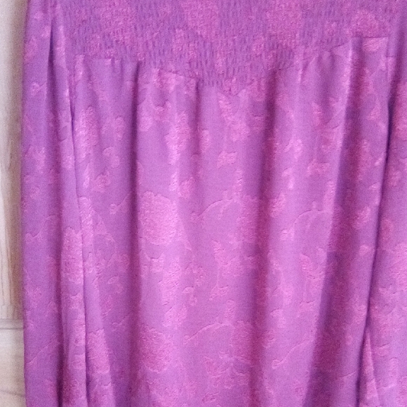 Elegant Pink Blouse - Picture 7 of 12